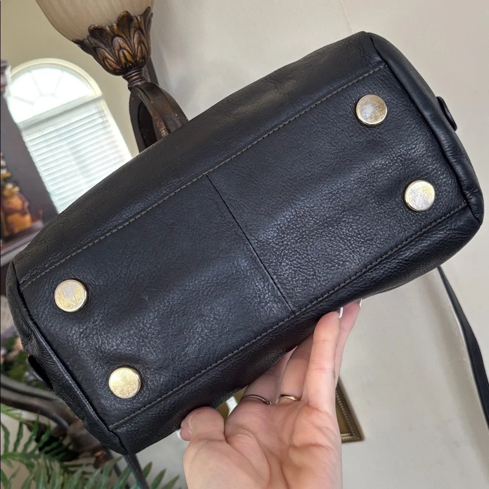 Fossil Genuine Leather Black Sydney Satchel Zippered Handbag Crossbody Purse